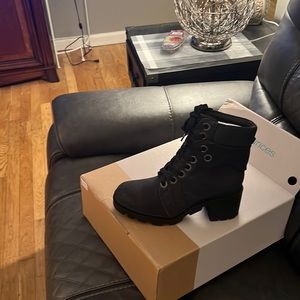 Grey Maurice boots New